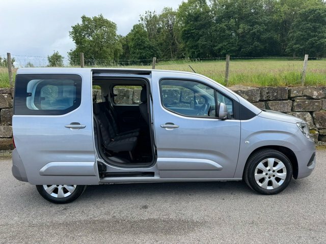 Vauxhall Combo Life Estate Blue #14