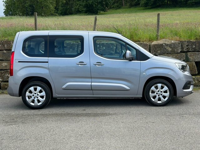 Vauxhall Combo Life Estate Blue #11