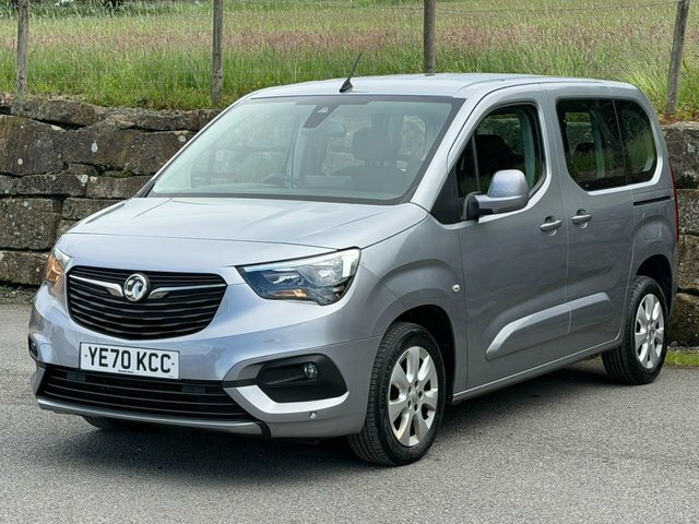 Vauxhall Combo Life Estate Blue #20