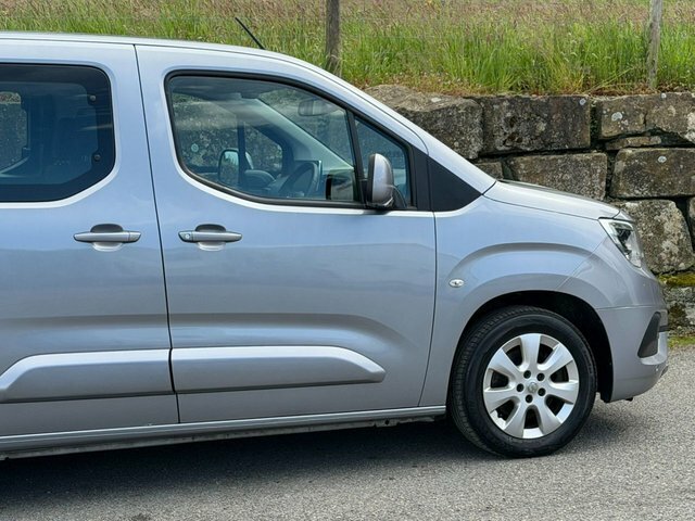Vauxhall Combo Life Estate Blue #12