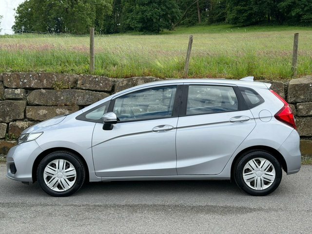 Honda Jazz 2019 1.3 I-vtec S Hatchback Euro SD19XSR Silver #2