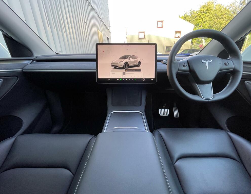 Tesla Model Y Electric ML24UYT #2