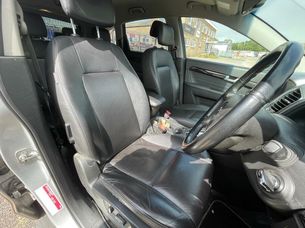 Chevrolet Captiva 2.2 Ltz Vcdi 184 Bhp Silver #21