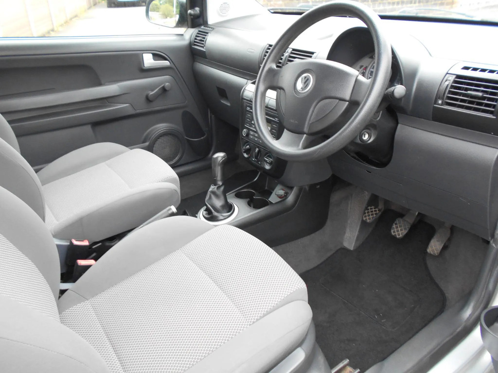 Volkswagen Fox 1.2 6V Hatchback Euro 4 55 Ps Silver #6