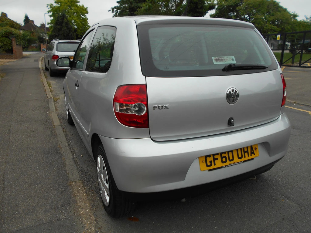 Volkswagen Fox 1.2 6V Hatchback Euro 4 55 Ps Silver #4