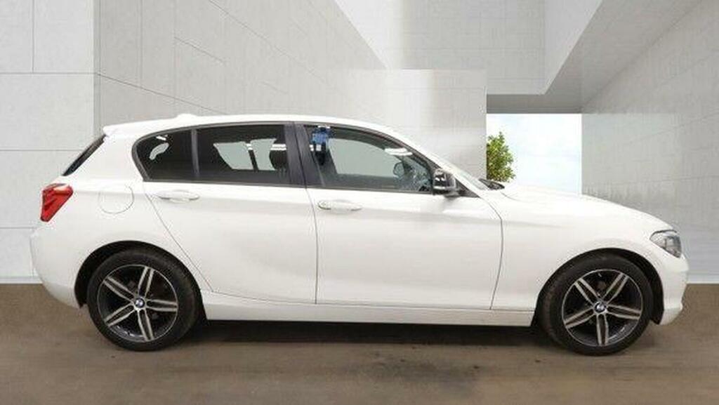 BMW 1 Series Hatchback 1.5 118I Sport Euro 6 Ss 20 L14CYD White #5