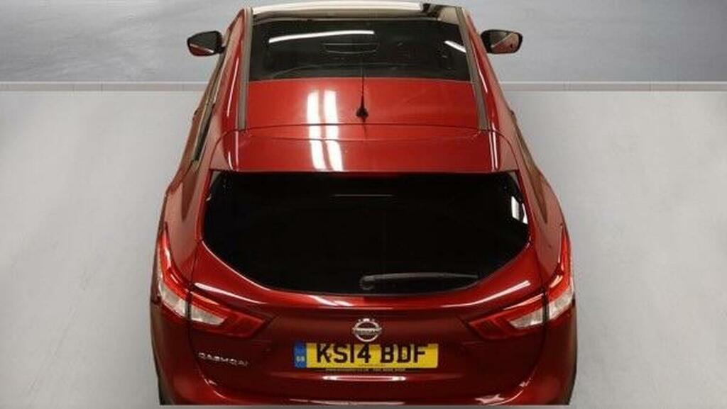 Nissan Qashqai Suv 1.2 Dig-t Acenta Premium 2Wd Euro 5 Ss Red #6