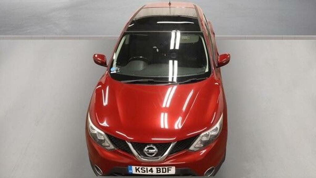 Nissan Qashqai Suv 1.2 Dig-t Acenta Premium 2Wd Euro 5 Ss Red #2