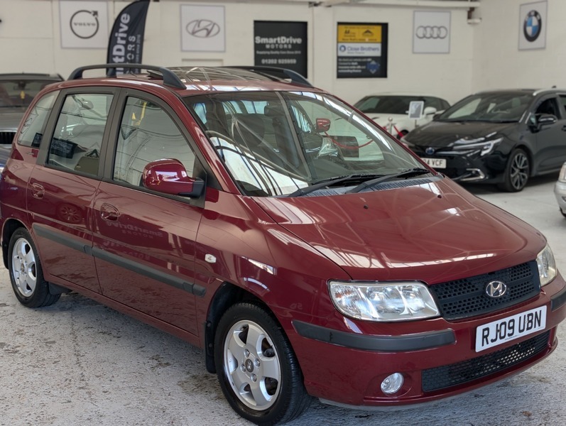 Hyundai Matrix Style Red #3