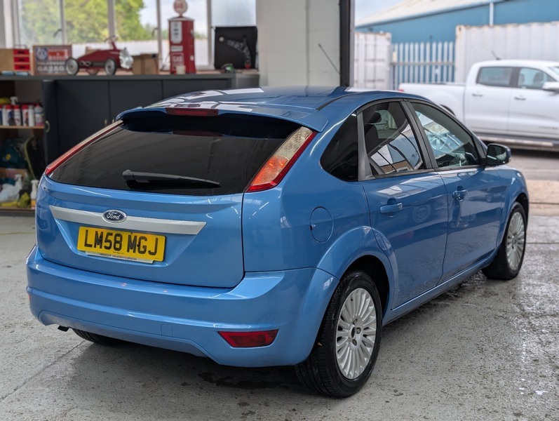 Ford Focus Titanium LM58MGJ Blue #4