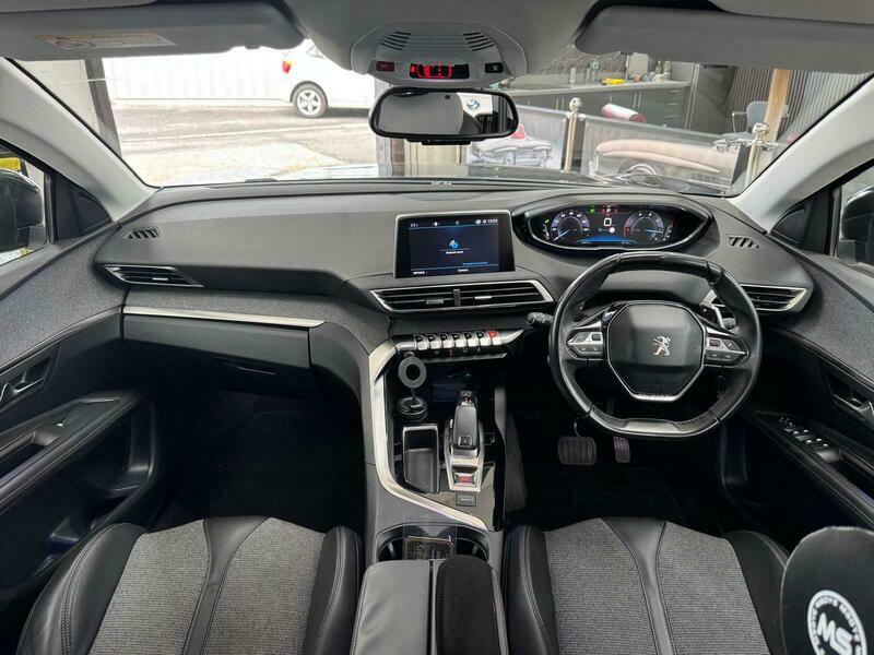 Peugeot 3008 Active Black #26