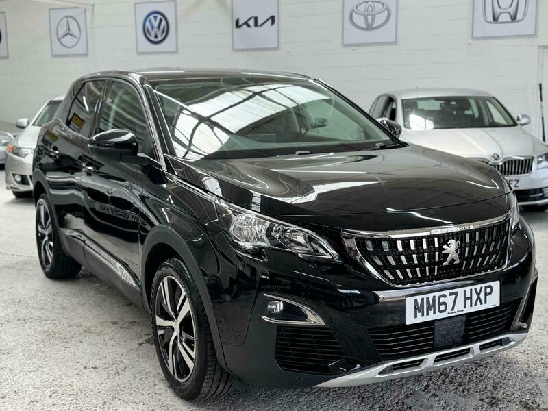 Peugeot 3008 Bluehdi S S Allure Black #2
