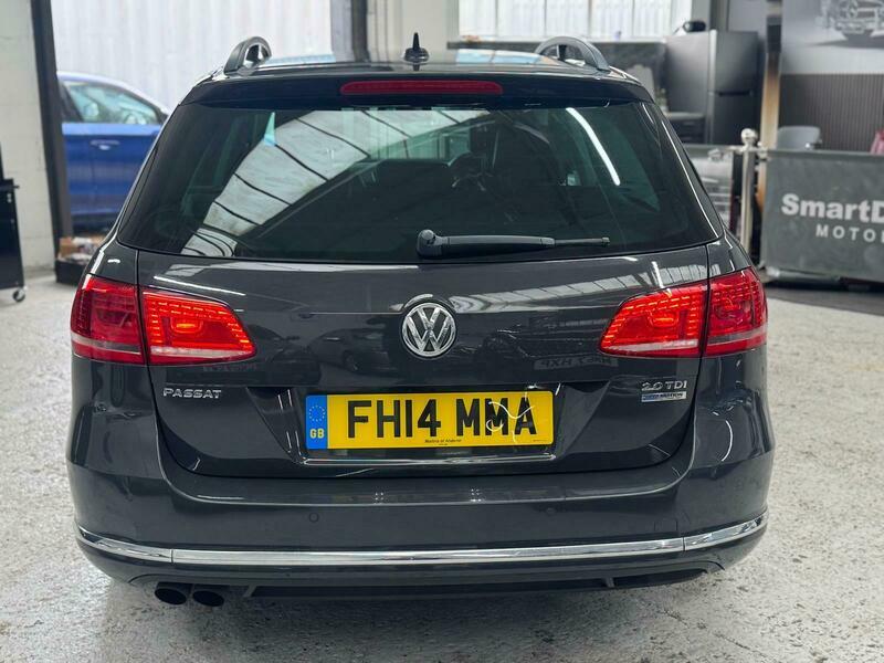 Volkswagen Passat Executive Style Tdi Bmt Grey #4