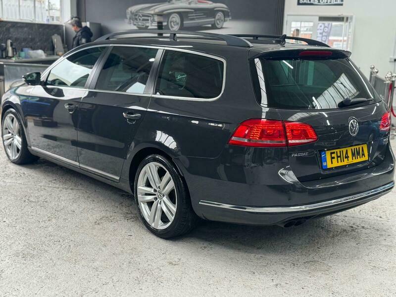 Volkswagen Passat Executive Style Tdi Bmt Grey #2
