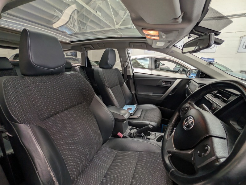Toyota Auris 1.8 Vvt-h Icon Black #13