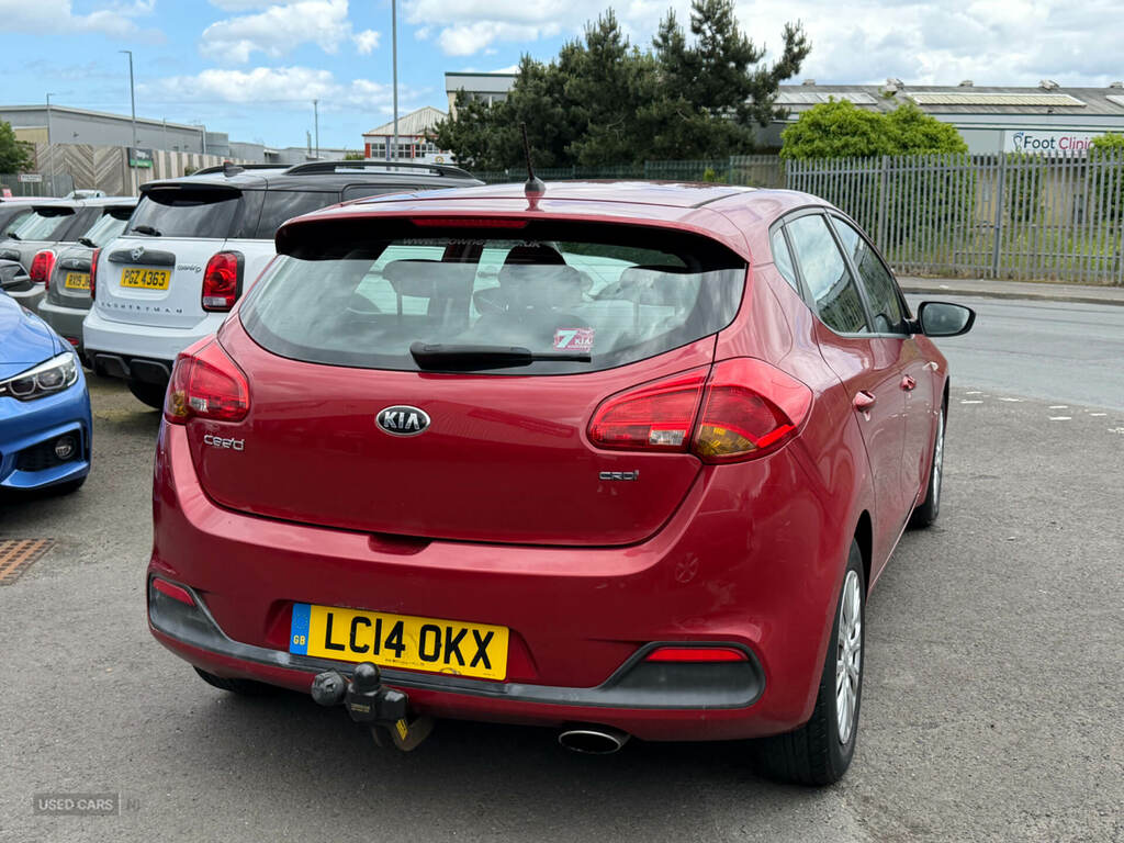 Kia Ceed 1.4 Crdi 1 Red #5