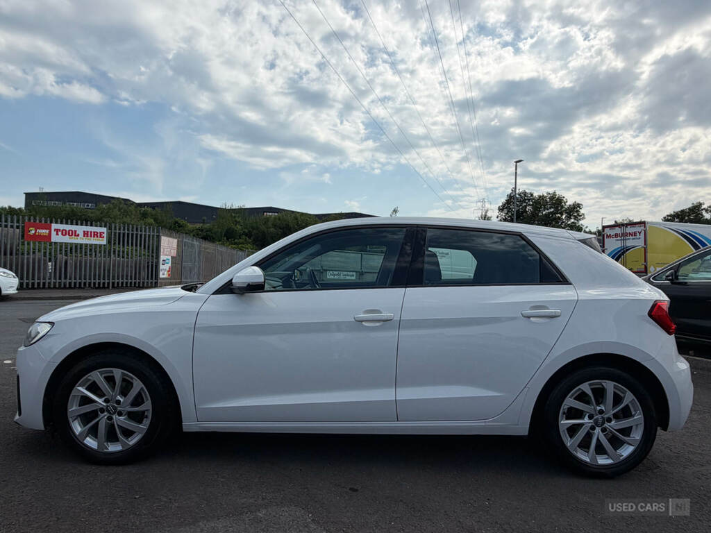 Audi A1 30 Tfsi Sport NXZ3994 White #4