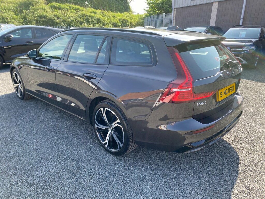 Volvo V60 2.0 B3 Mhev Plus Dct Euro 6 Ss #4