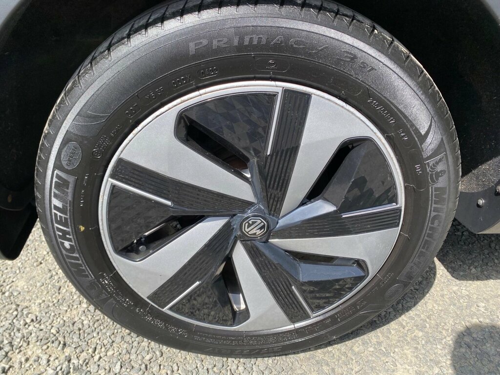 MG ZS 1.5 Vti-tech Exclusive Black #29