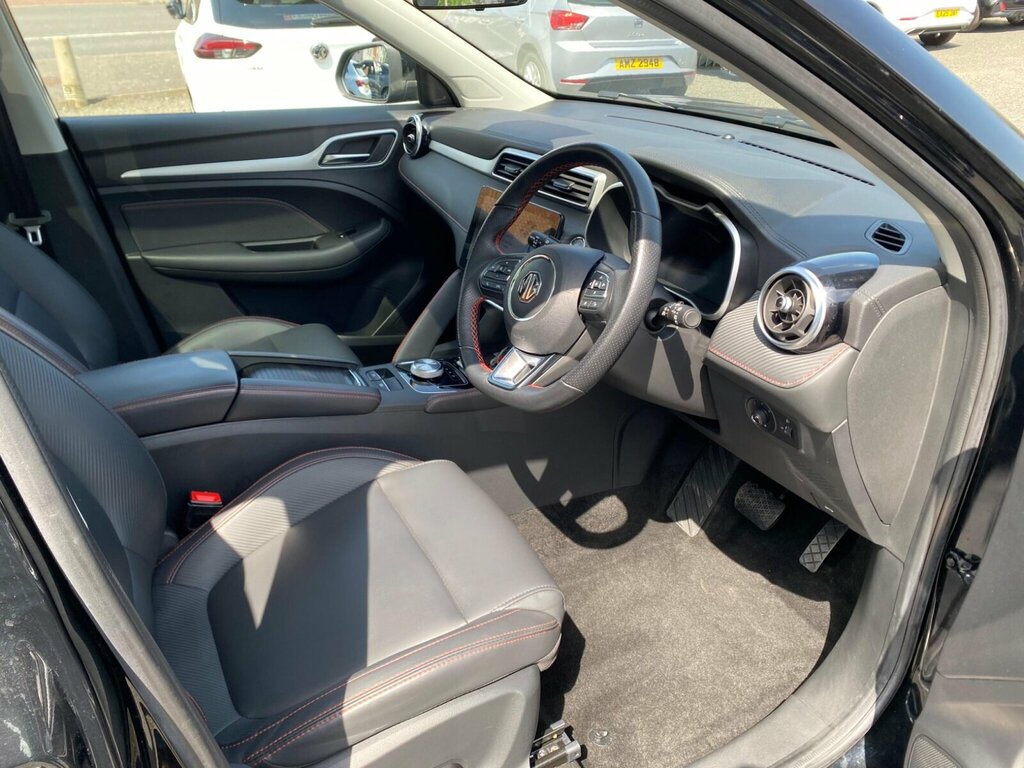 MG ZS 1.5 Vti-tech Exclusive Black #41