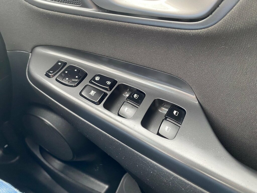 Hyundai Kona Se Grey #34