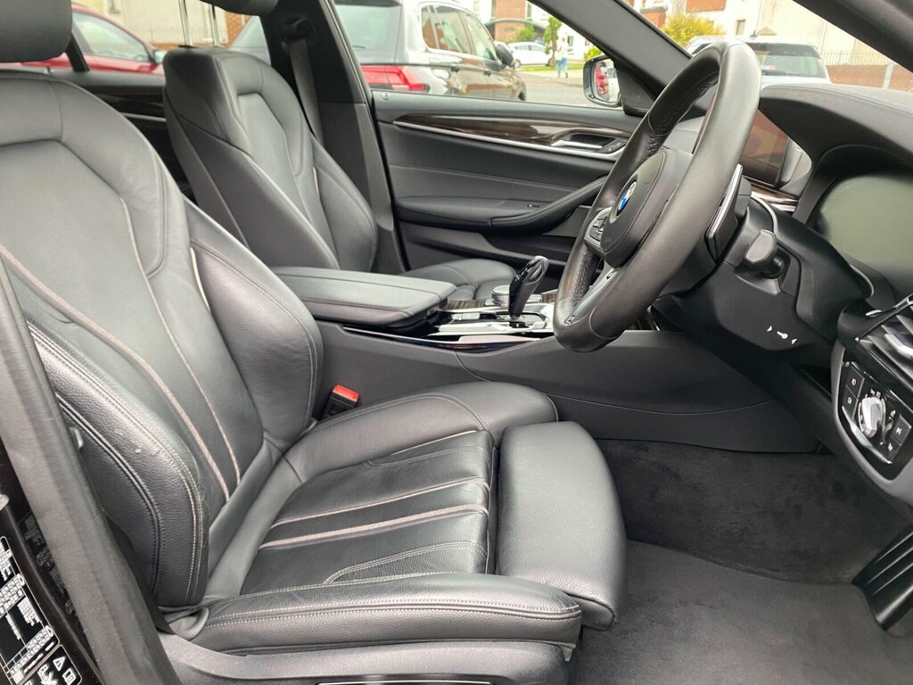 BMW 5 Series Se White #30