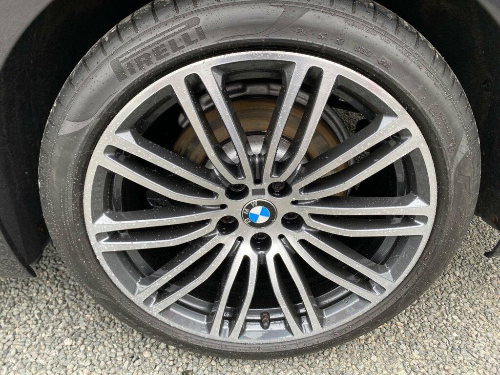 BMW 5 Series Se White #13