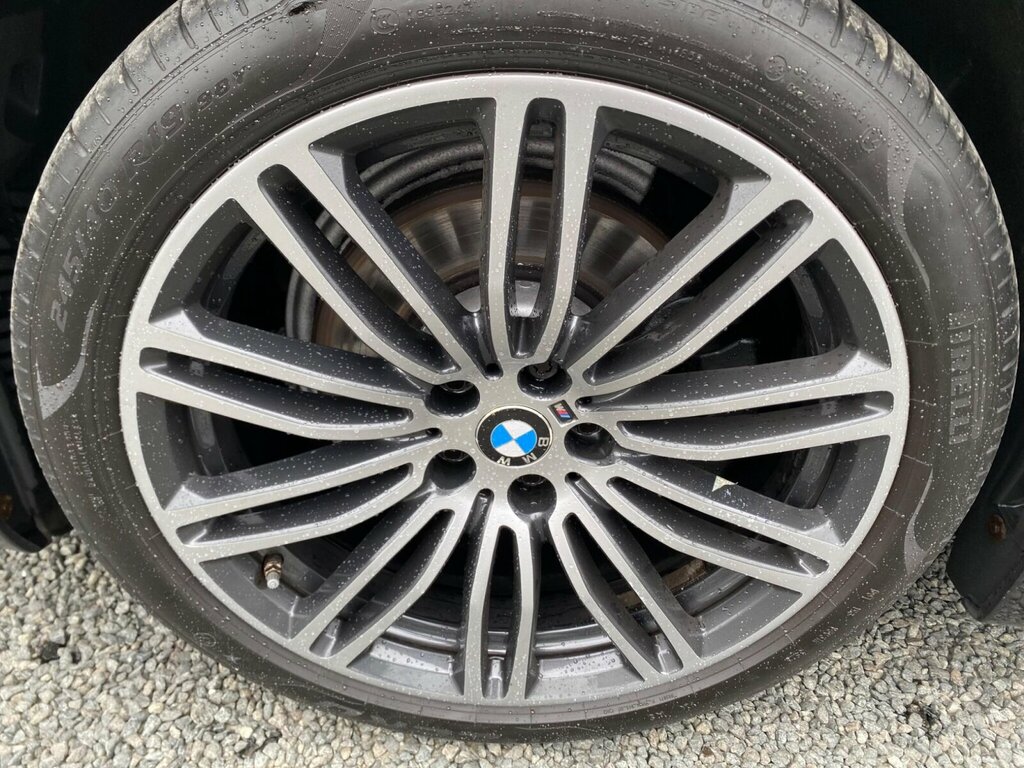 BMW 5 Series Se White #12