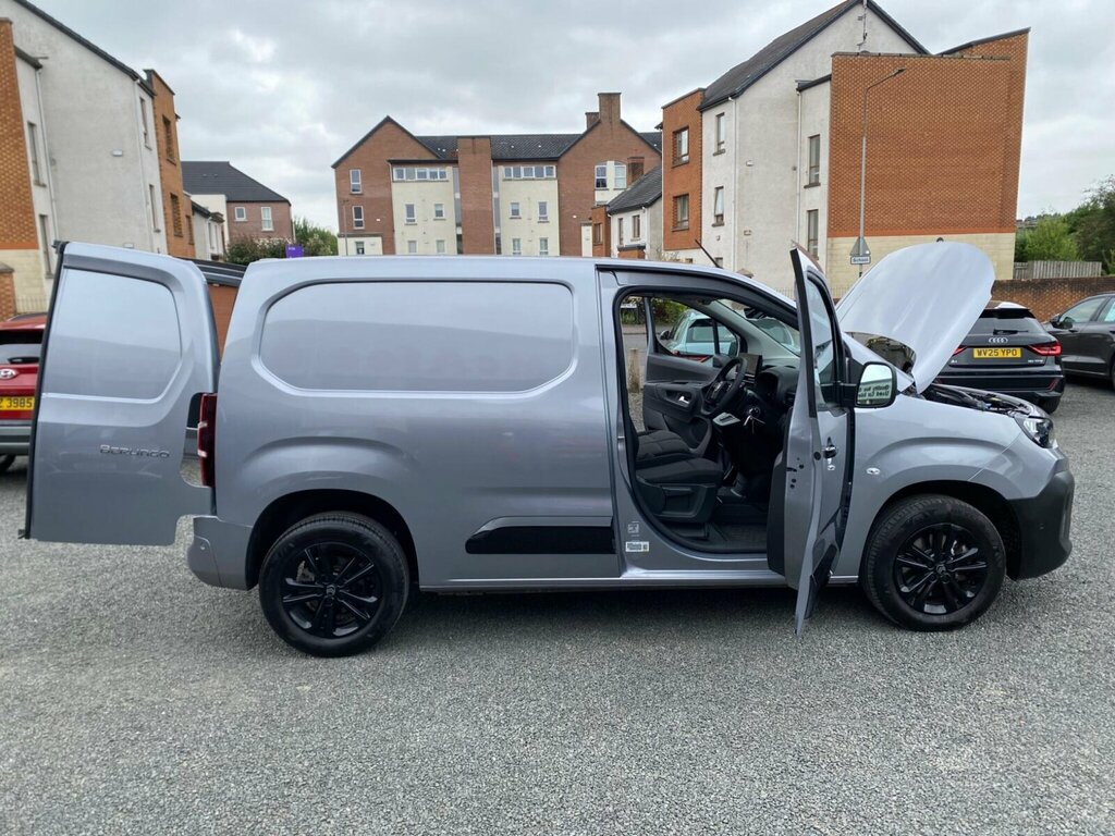 Citroen Berlingo 1.5 Bluehdi Plus M Combi 100 Green #16