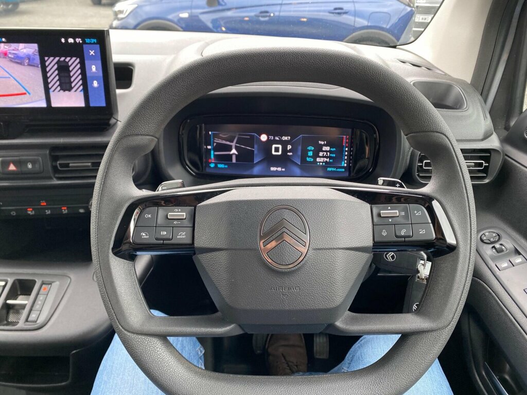 Citroen Berlingo 1.5 Bluehdi Plus M Combi 100 Green #28