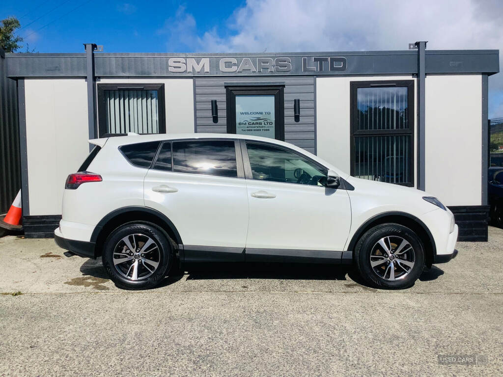 Toyota Rav 4 2.0 D-4d Business Edition 2Wd LT16XDA White #2