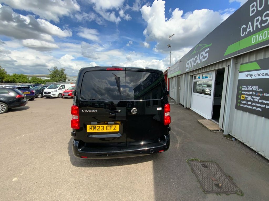 Vauxhall Vivaro 1.5L Sportive 6Dr Black #5