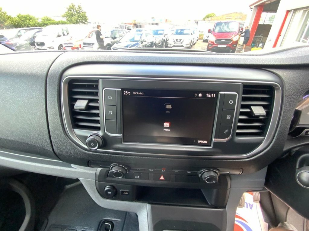 Vauxhall Vivaro F3100 Pro L2h2 2.0 145Bhp White #26