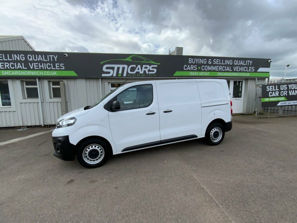 Vauxhall Vivaro 1.5L Prime 6Dr DV23KWO White #6