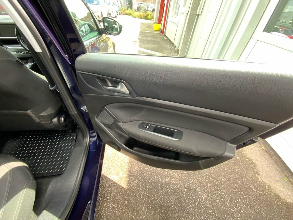 Peugeot 308 SW Puretech Active Grey #16