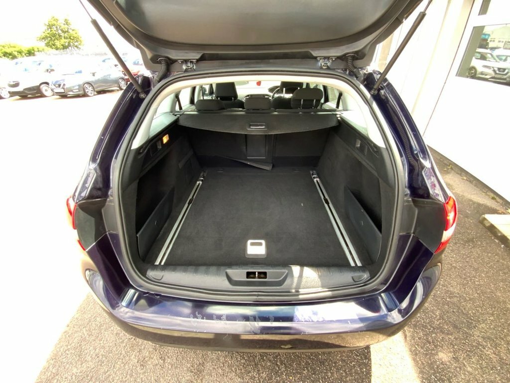 Peugeot 308 SW Puretech Active Grey #23