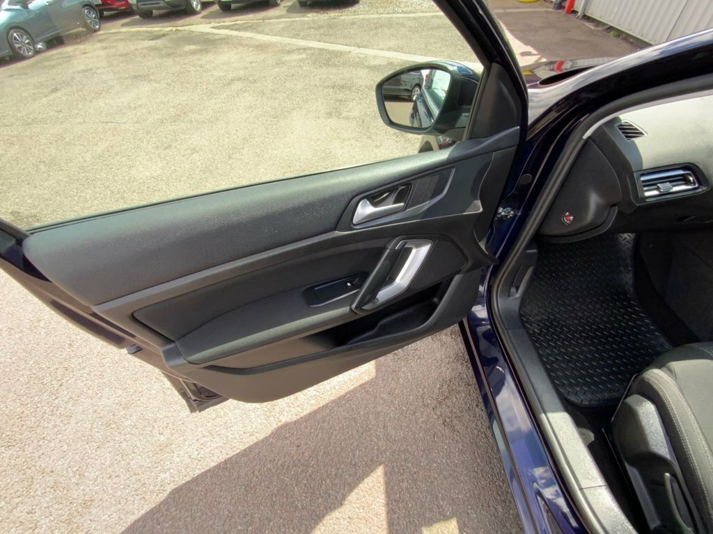 Peugeot 308 SW 1.6L Allure Blue #3