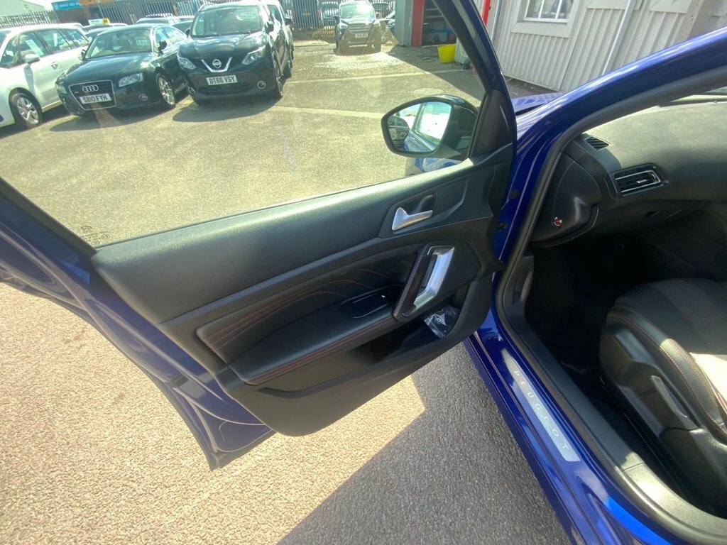 Peugeot 308 1.5L Gt Line Blue #6