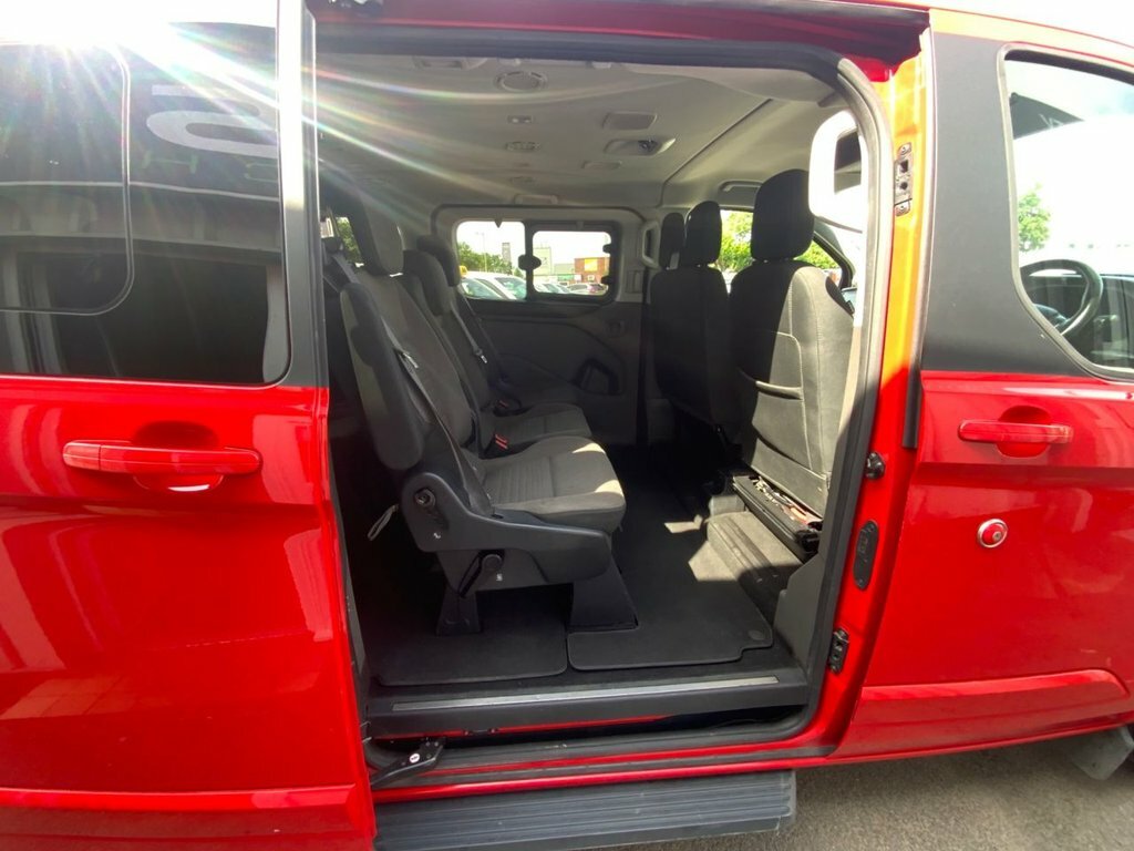 Ford Tourneo Custom 2.0 320 Ecoblue Titanium Minibus Double Cab Di Orange #9