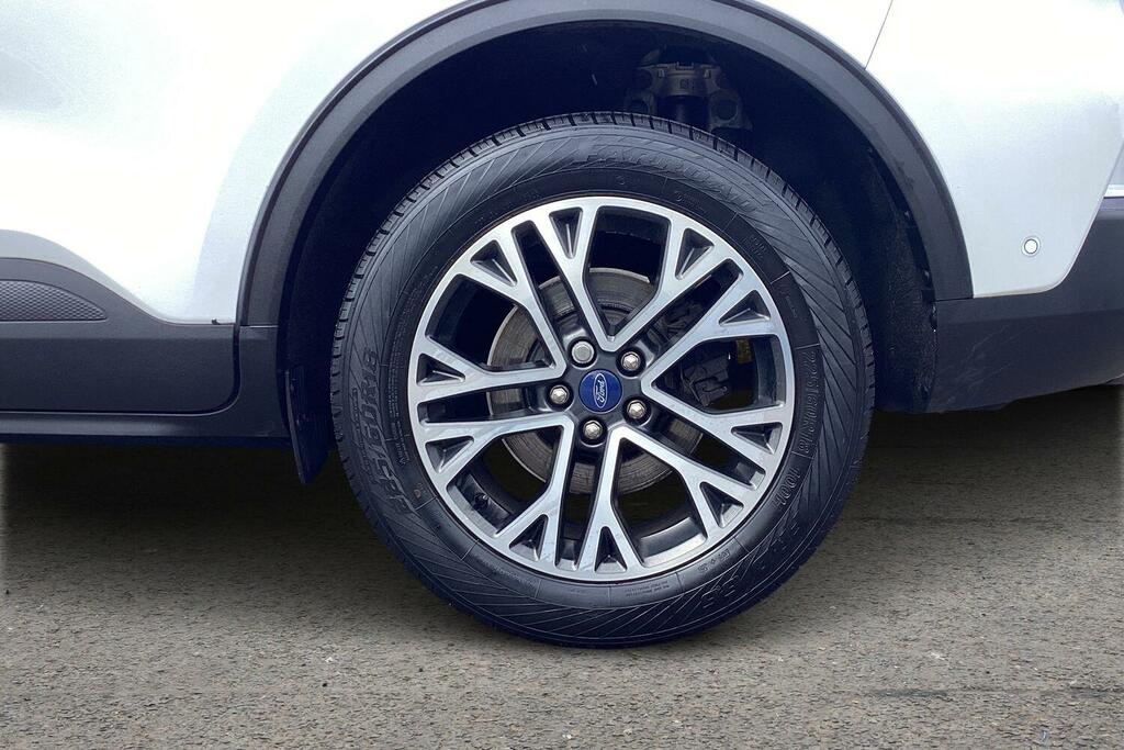 Ford Kuga 1.5 Ecoboost 150 Titanium First Edition White #6