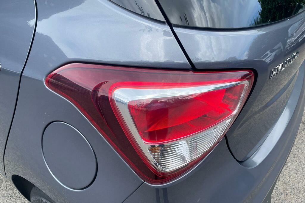 Hyundai I10 Play  #23