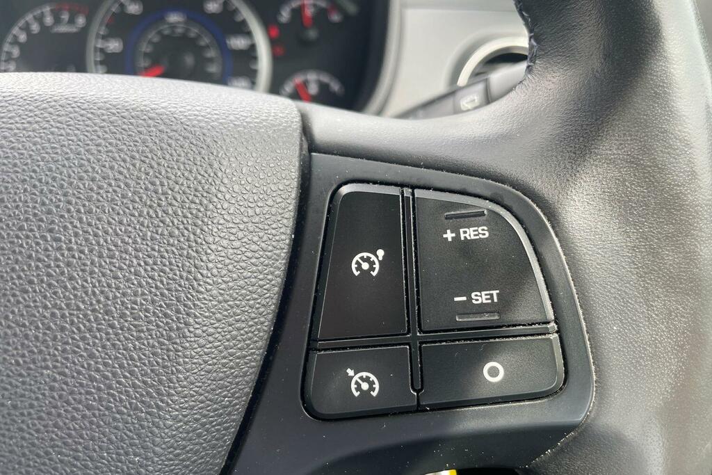 Hyundai I10 Play  #29