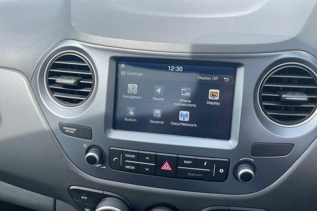Hyundai I10 Play  #12