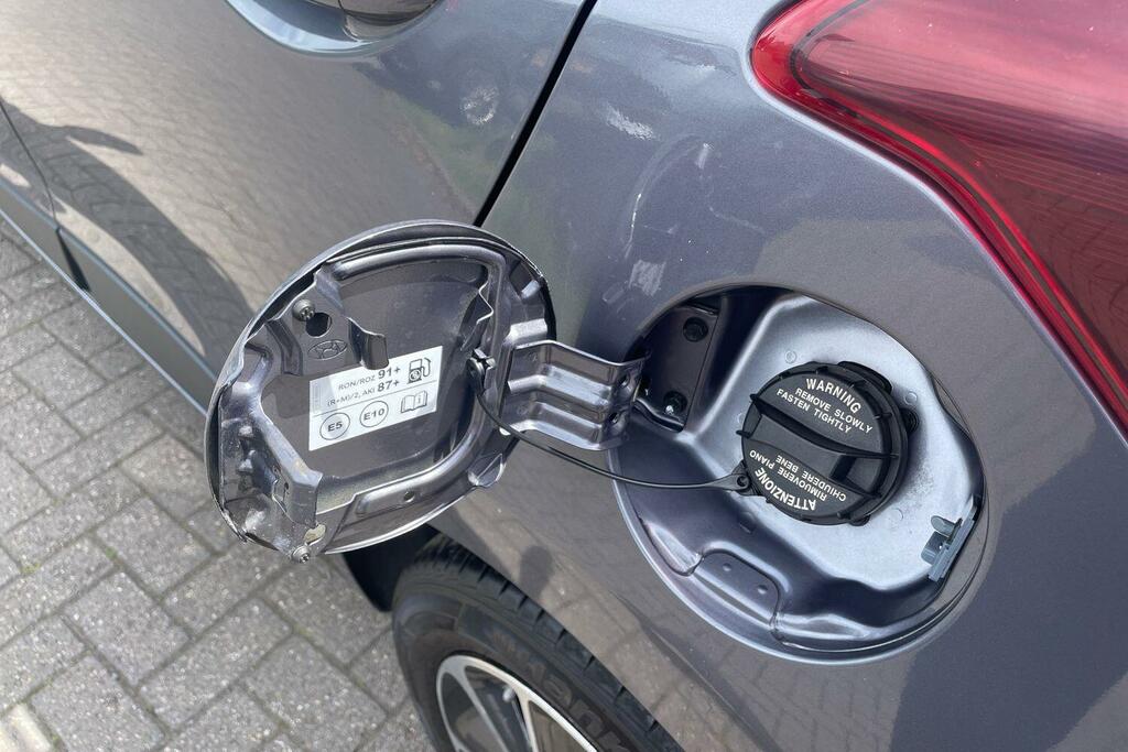 Hyundai I10 Play  #26