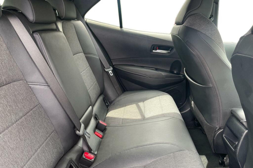 Toyota Corolla 1.8L Icon Red #17