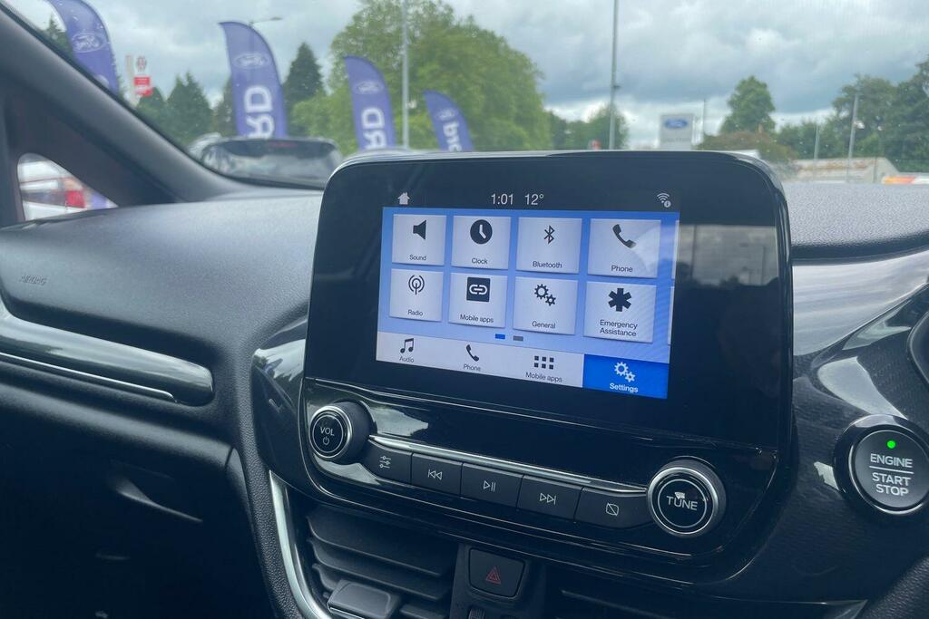Ford Fiesta 1.1 Zetec Nav 85 Bhp 5Sp Eco Hatch Silver #11