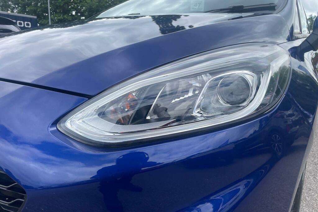 Ford Fiesta 1.1 Zetec Nav 85 Bhp 5Sp Eco Hatch Silver #22