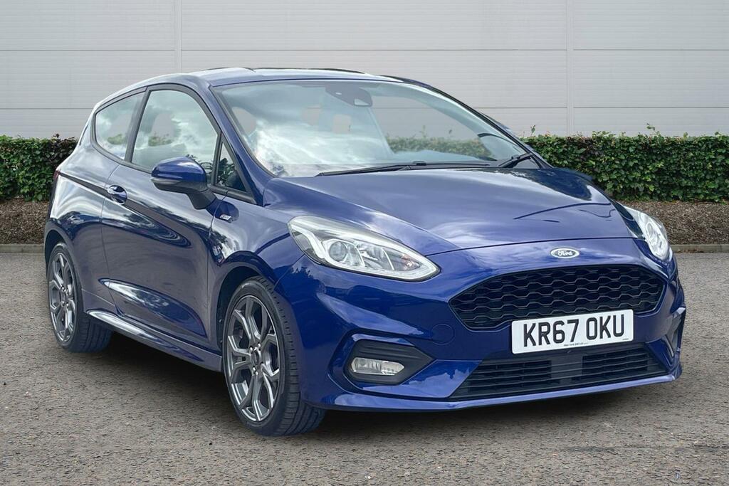 Ford Fiesta 1.1 Zetec Nav 85 Bhp 5Sp Eco Hatch Silver #1