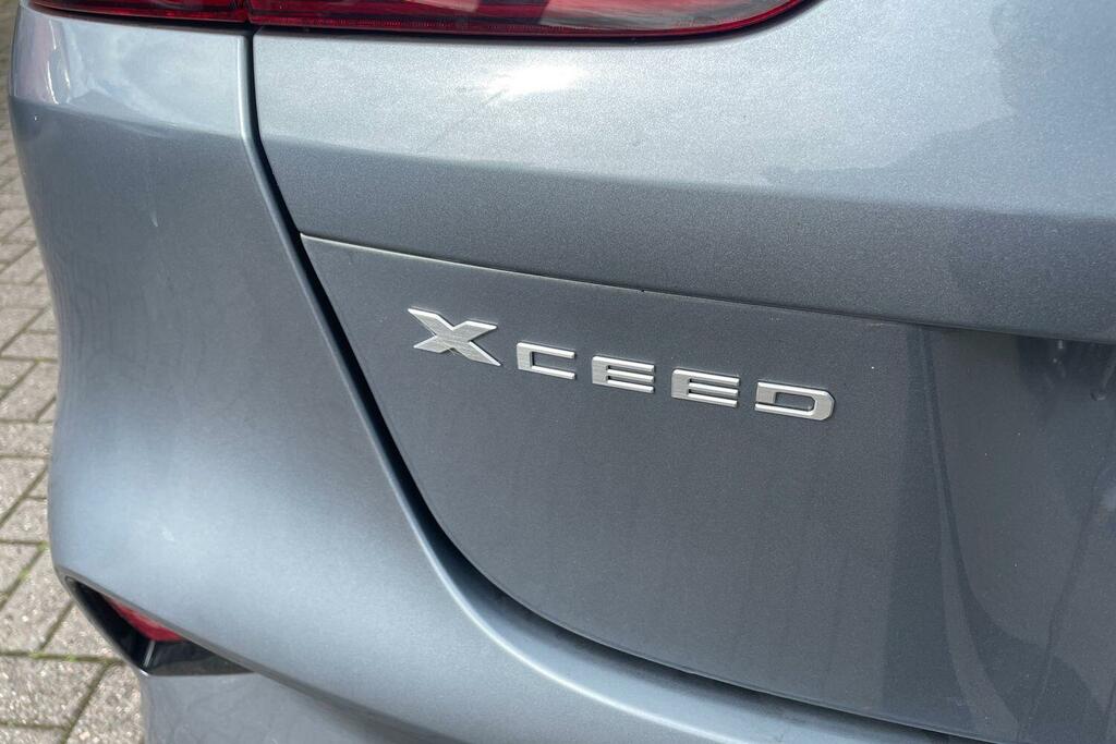 Kia Xceed 2022 1.6 Gdi 8.9Kwh 3 Dct Euro 6 Ss White #24