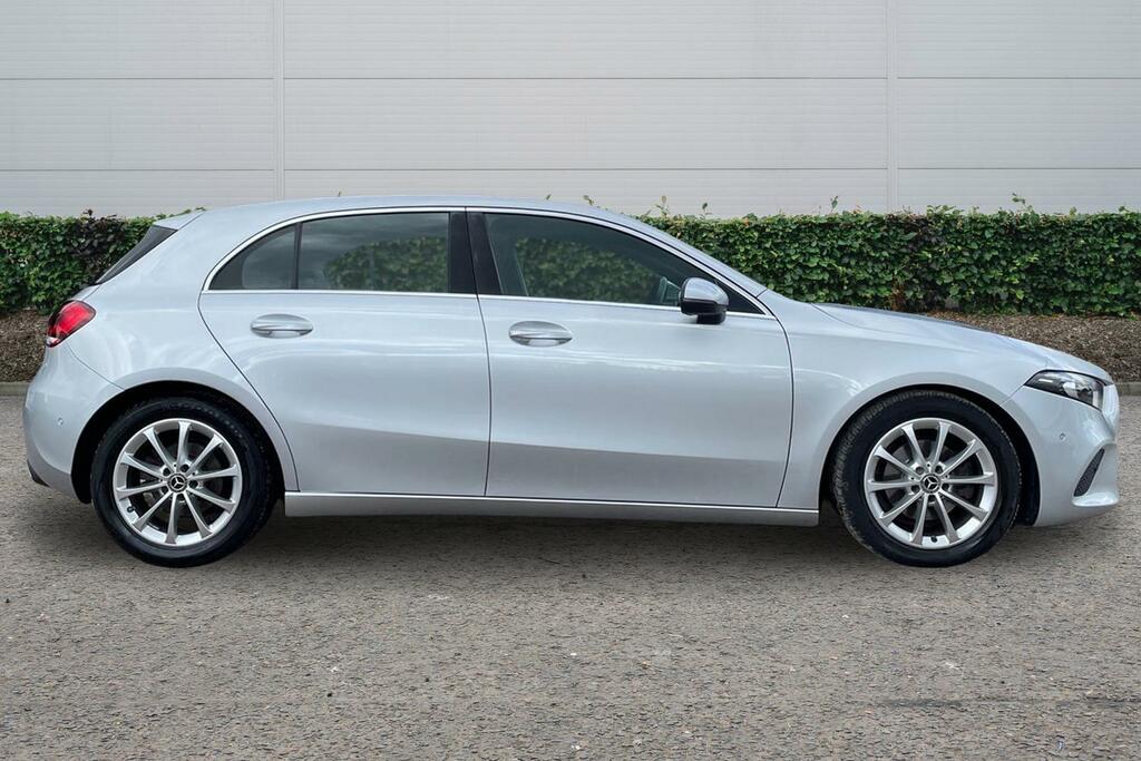Mercedes-Benz A Class 1.5 A180d Sport Executive 7G-dct Euro 6 Ss Silver #3
